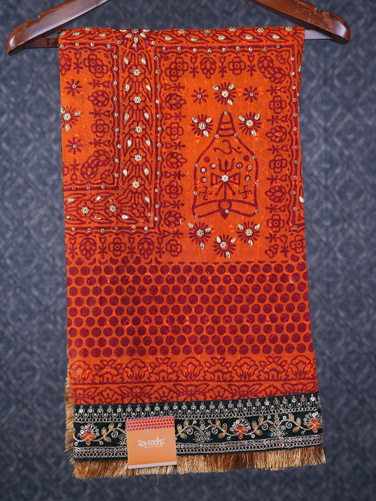 GEORGETTE WITH CHICKEN PICCHODA WITH BODAL GREEN LACE AND SUPPORTING JHALAR LACE