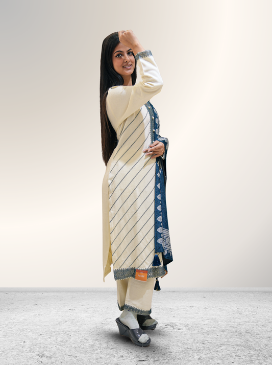 Off White - 3 Piece Woolen Suite