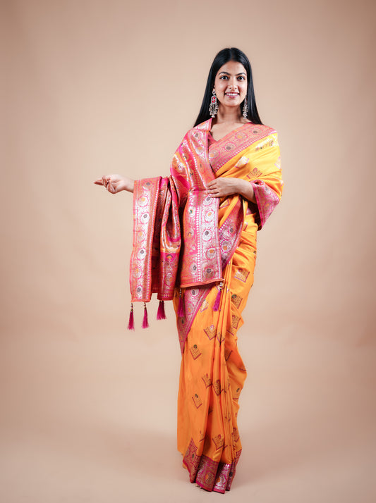 Yellow Banarasi Saree with Minakari Contrast Pallu, with Heavy Serosky and Blouse