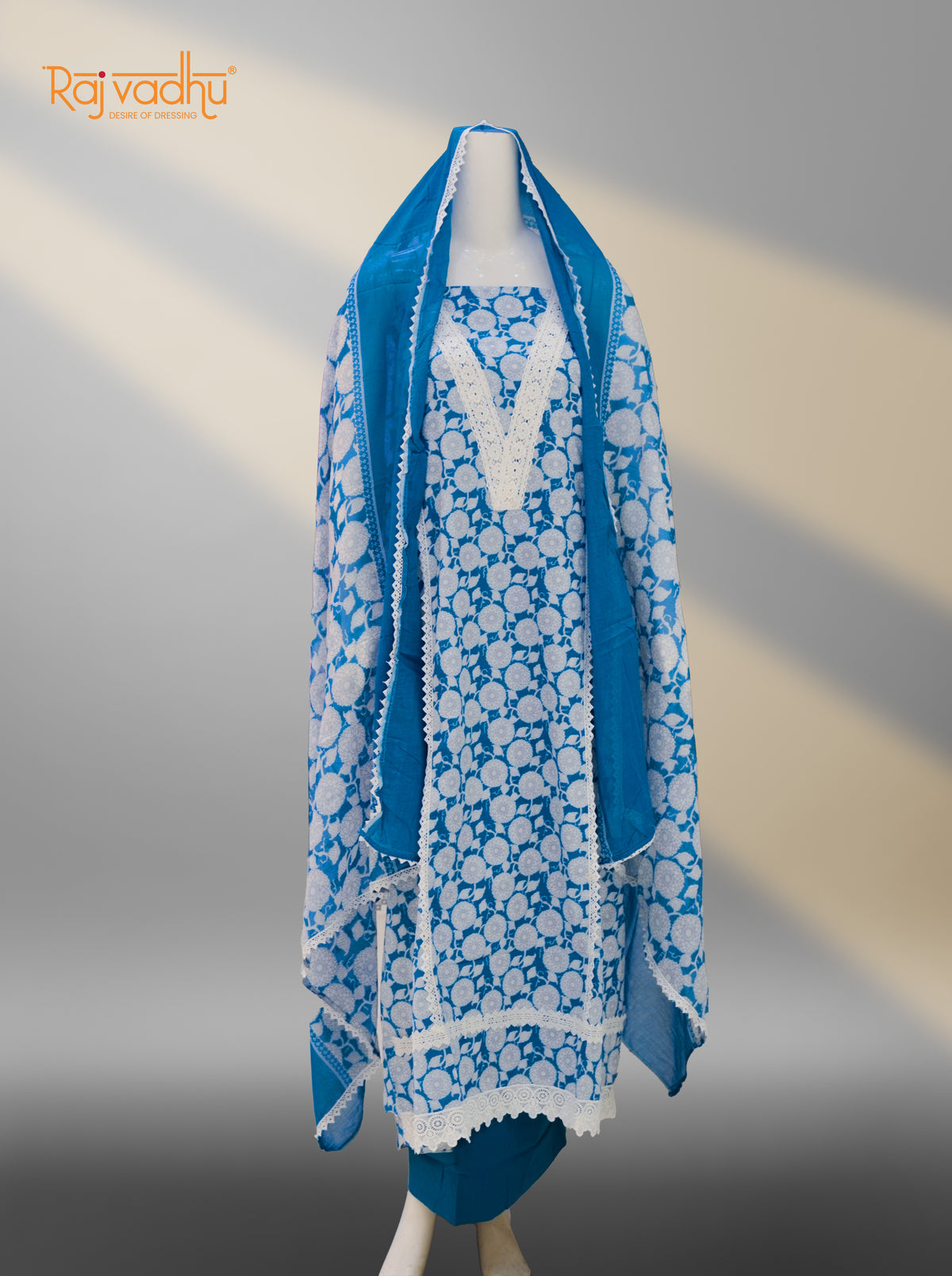 Pink Modest Wear Pakistani Style Suit