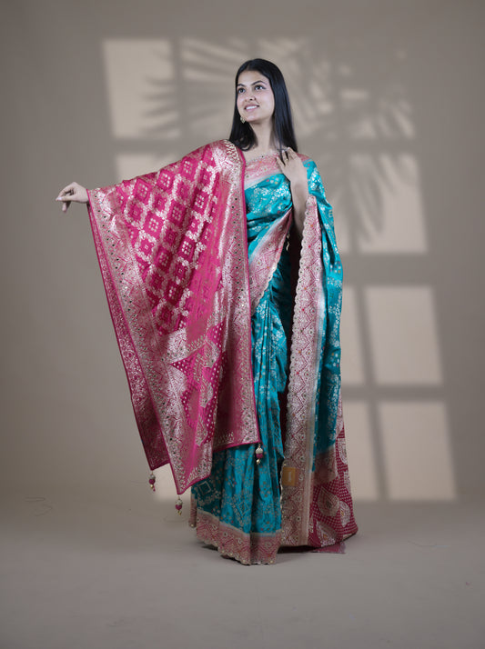 Firozi Color Designer Dupatta Paired Saree with Blouse Piece