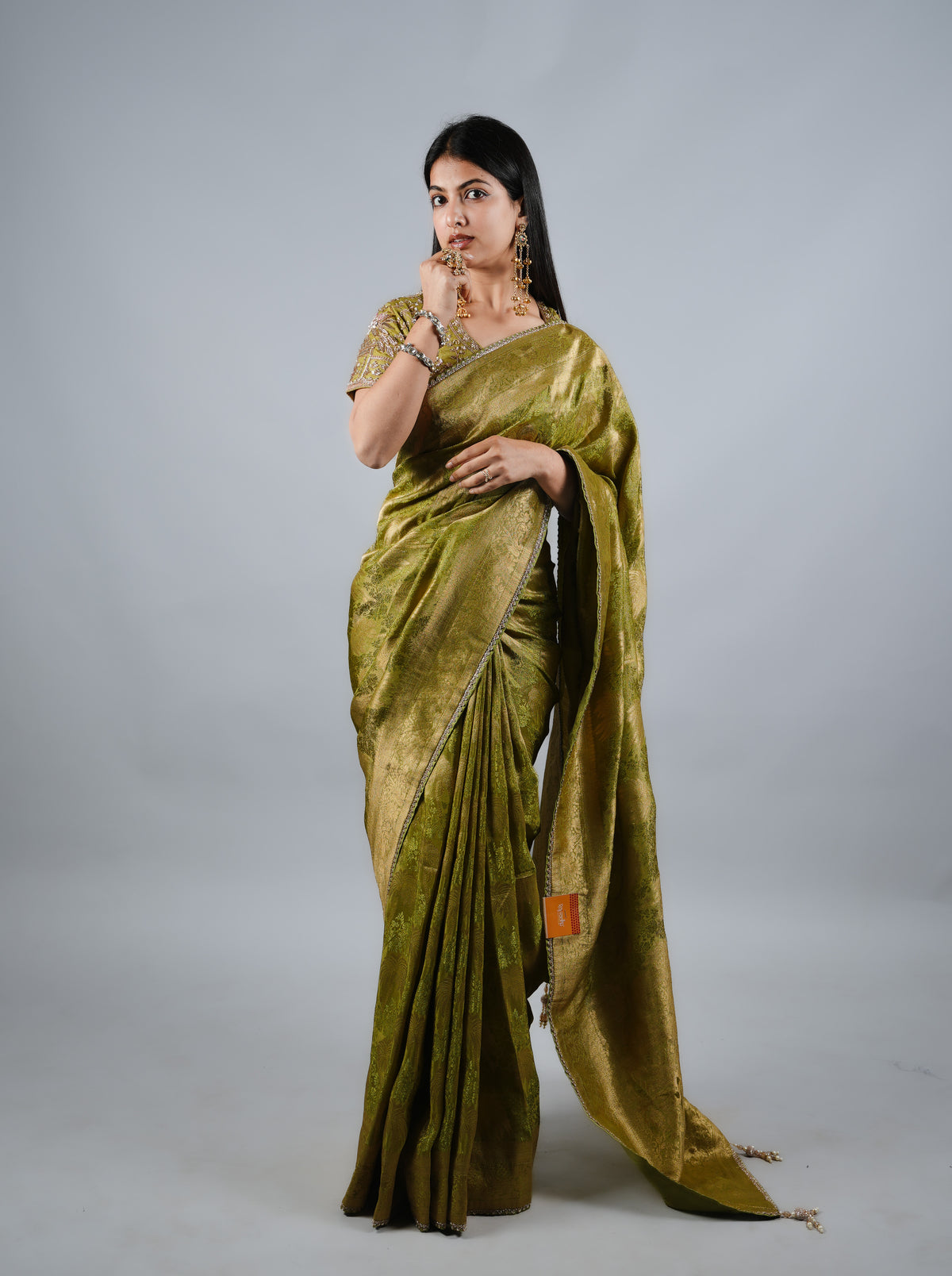 Mehandi Kumudh Silk Saree With Beads Work With Stitch Blouse