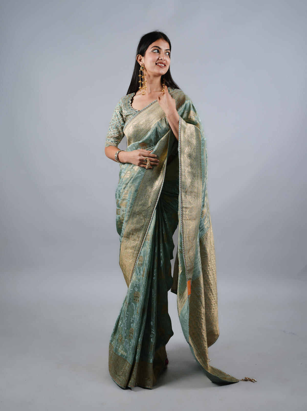 Light Firozi Kumudh Silk Saree With Beads Work With Stitch Blouse